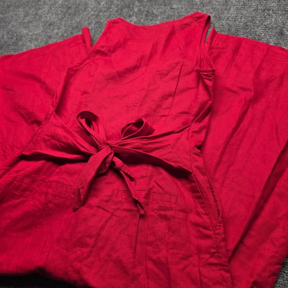 Banana Republic make vibrant