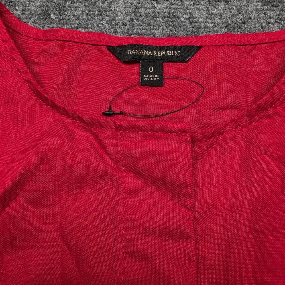 Banana Republic make vibrant