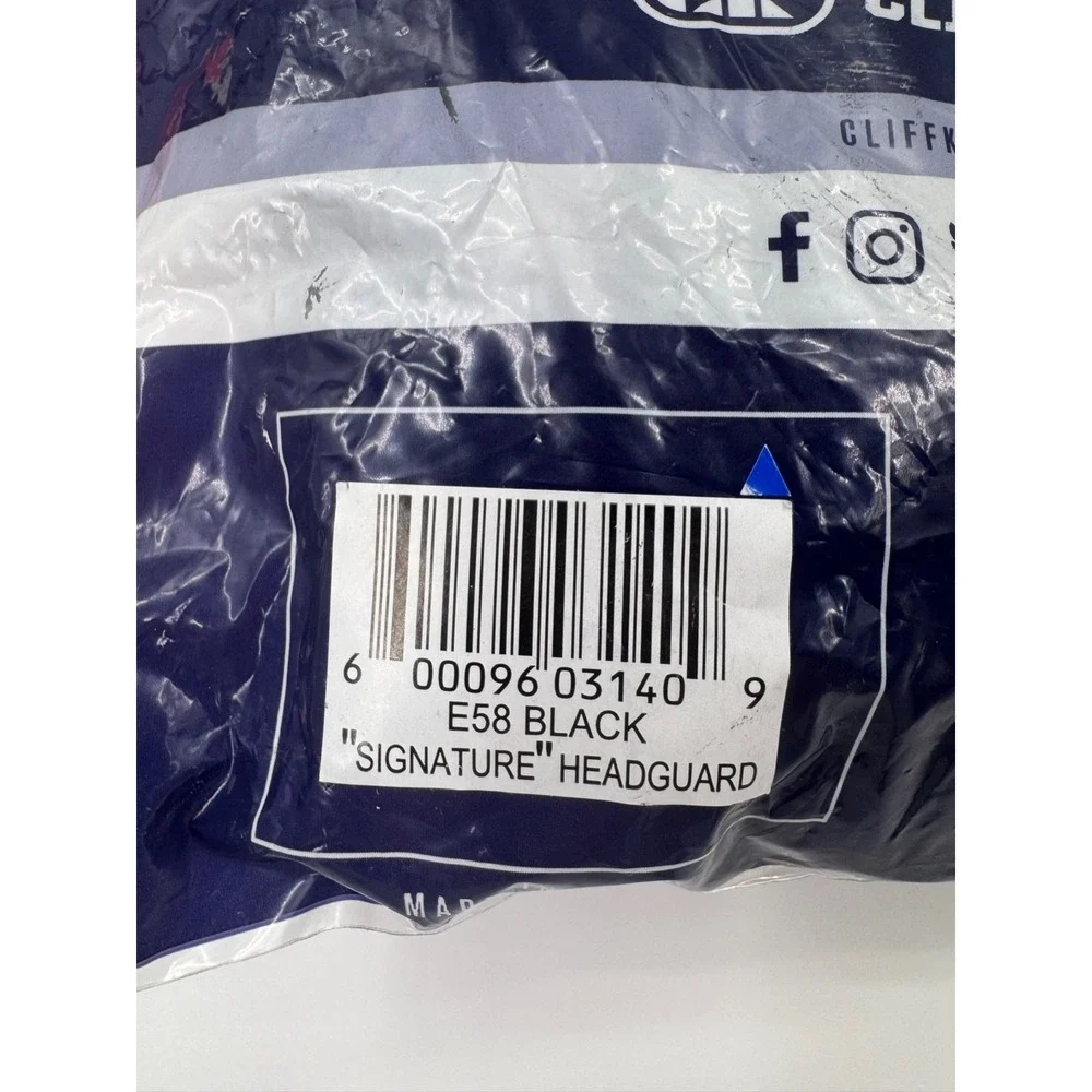 Cliff Keen have unisex