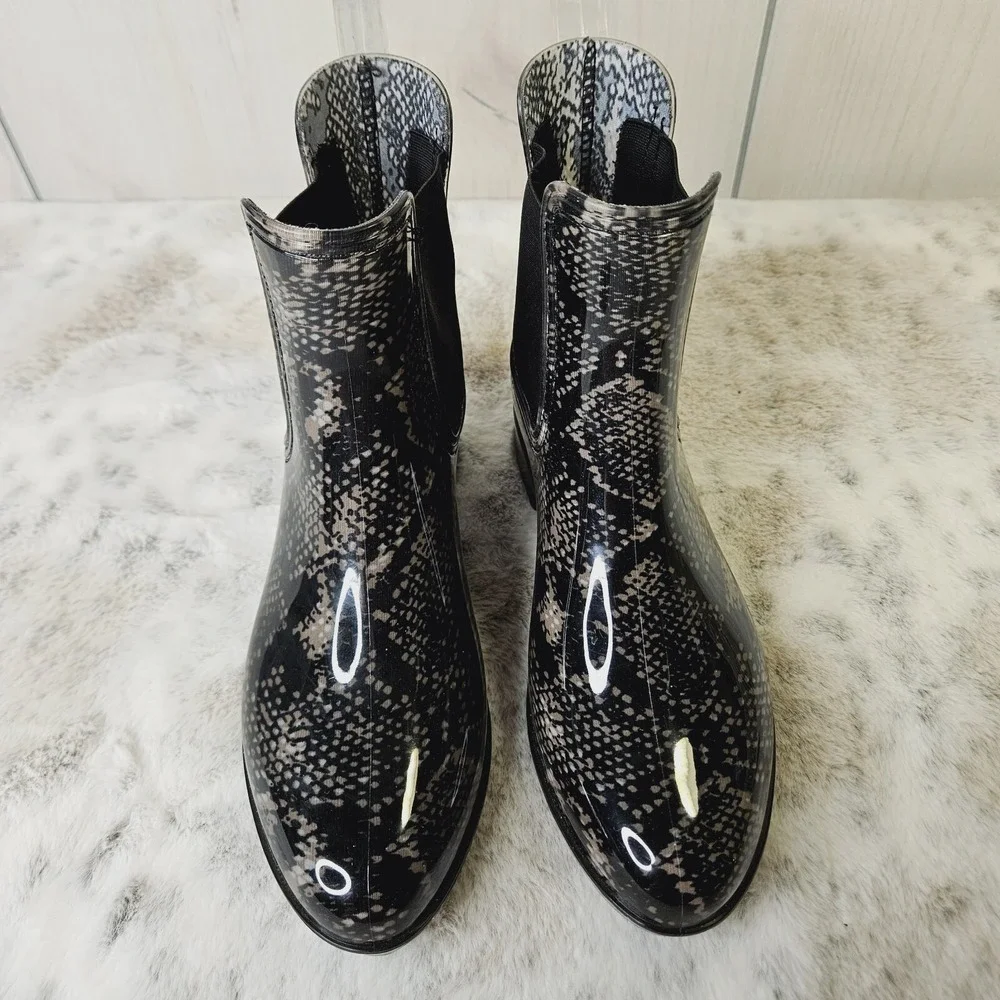 INC International Concepts Womens‎ Size 6 Snake Print Pull-on Ankle Rain Boots