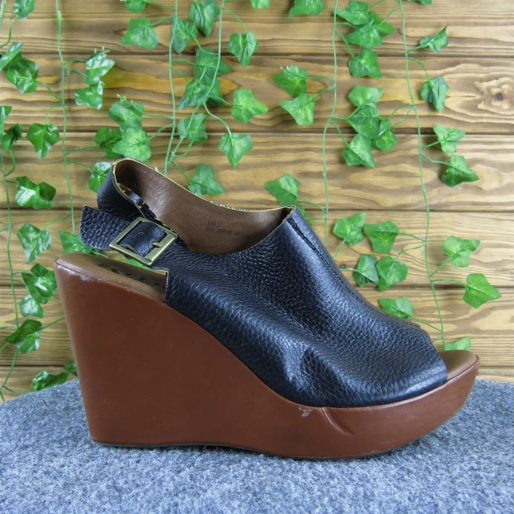 Korks Women  Platform Black Leather Pump 9 Medium  Used 2025‎