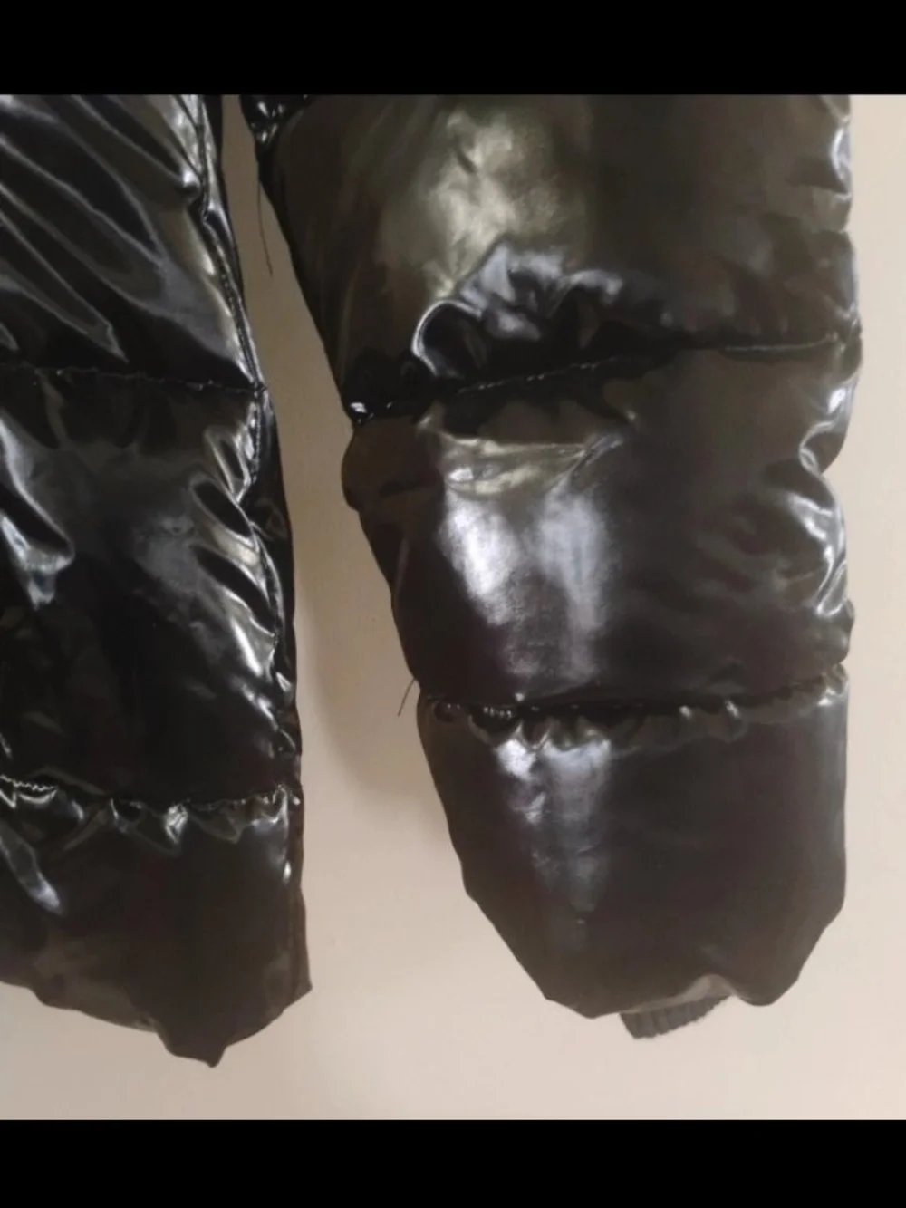 Justice glossy black