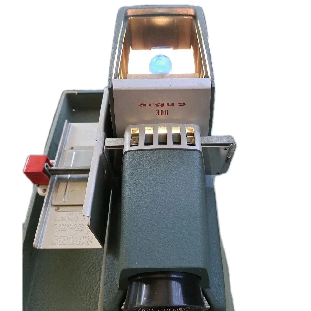 Vintage Argus 300 Projector Model‎ lll Series with Manual in Original Box