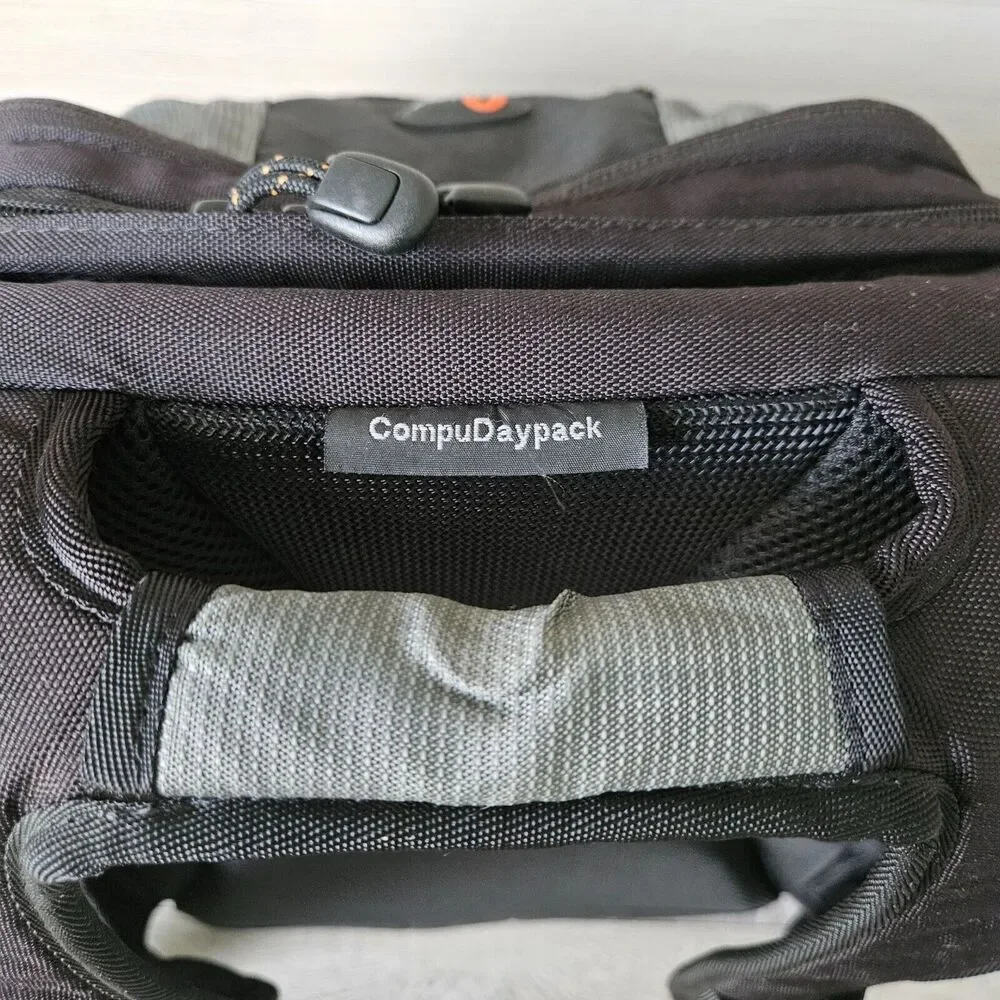 Lowepro lp36297 compudaypack