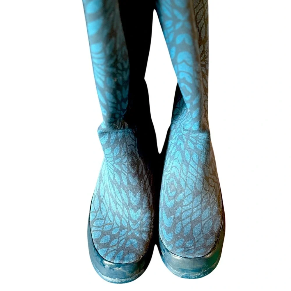 LL Bean Wellies Sz 6 Blue Leaf Print Rain Boots Women's Outdoor Gorpcore Utility