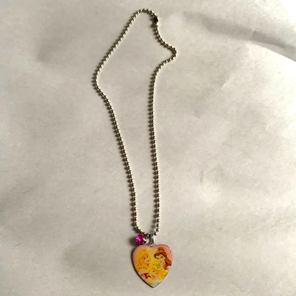 Disney Frozen Themed Silver Toned Necklace Pre Owned