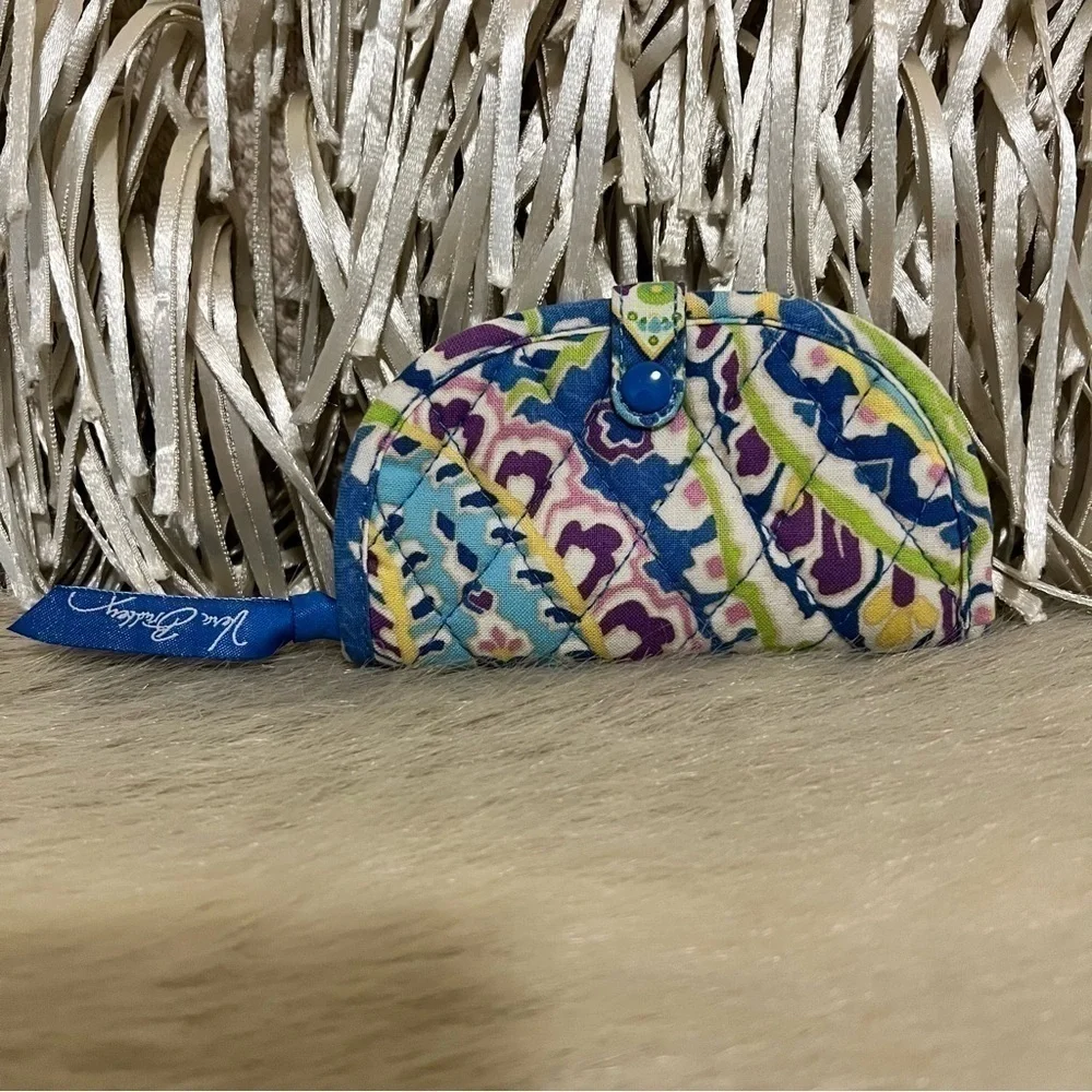 VERA BRADLEY Capri Blue Travel Jewlery Case Green Purple Paisley Semi-Circle