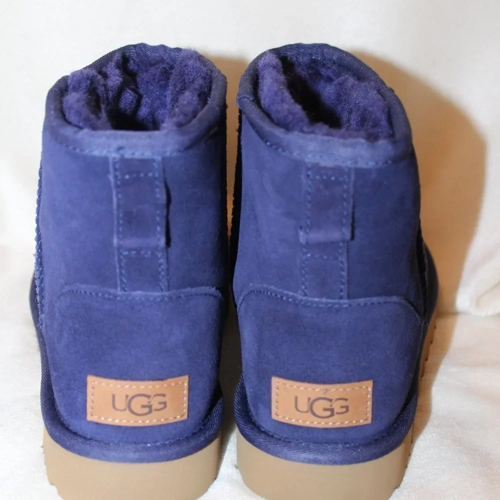 UGG this classic