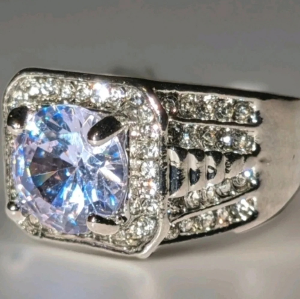 Classic Mens Dazzling 3ct Round Cut Lab Created Diamond Engagement ring