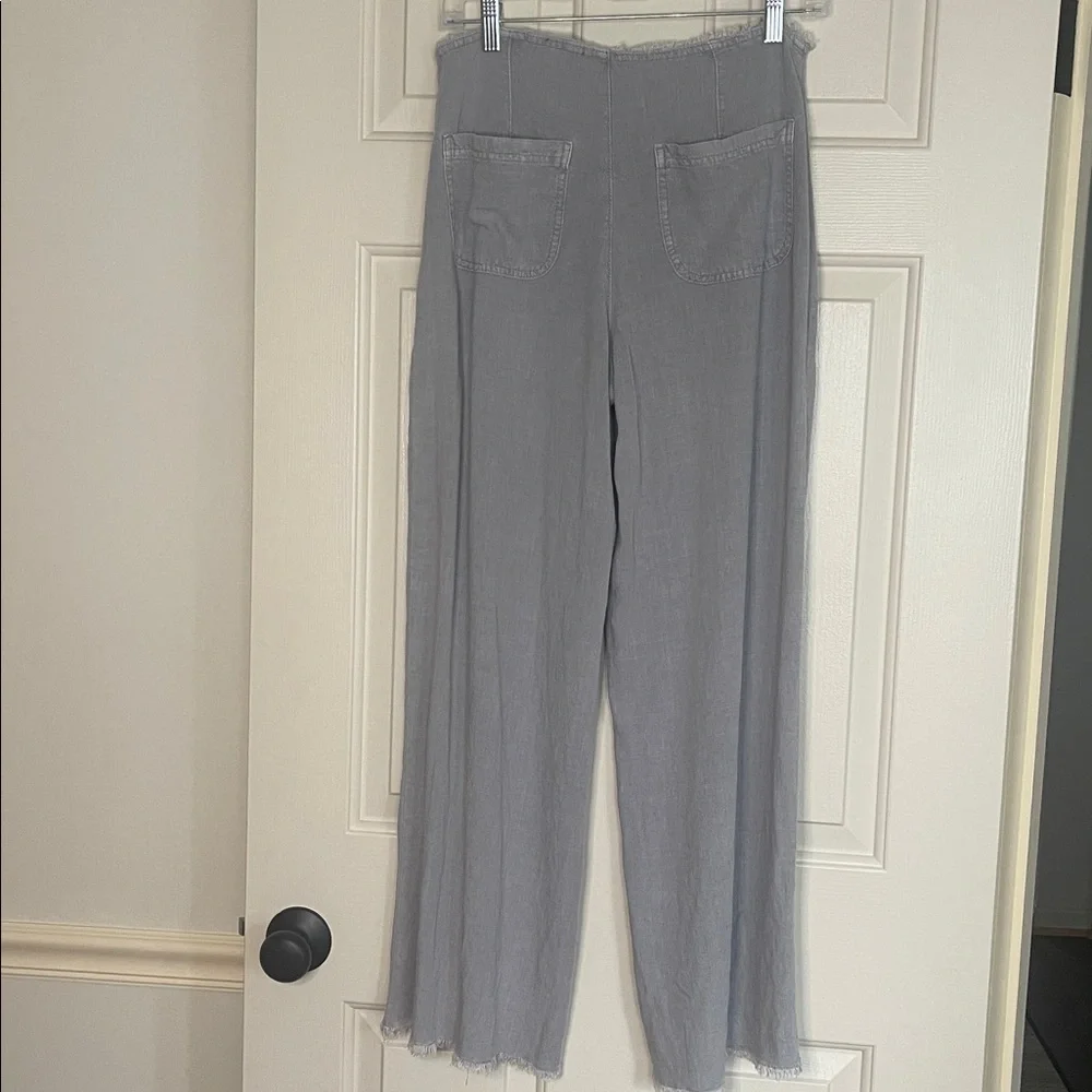 H&M light gray