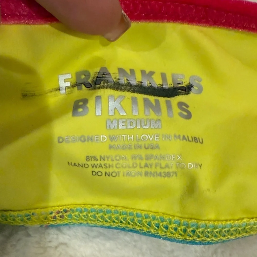 Frankies Bikinis new without