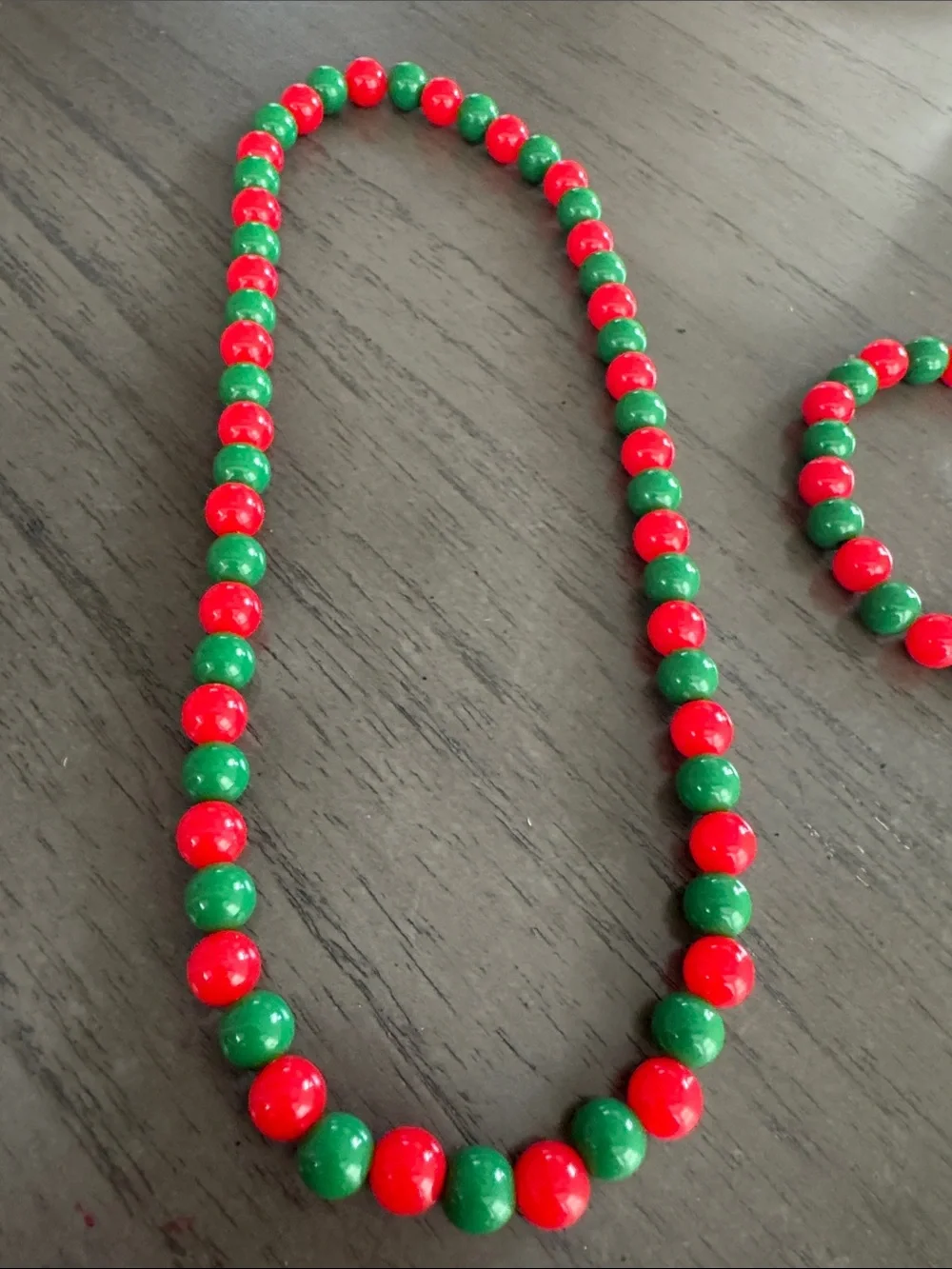 Handmade Christmas Kids Beaded Necklace & Bracelet Set - Red and Green