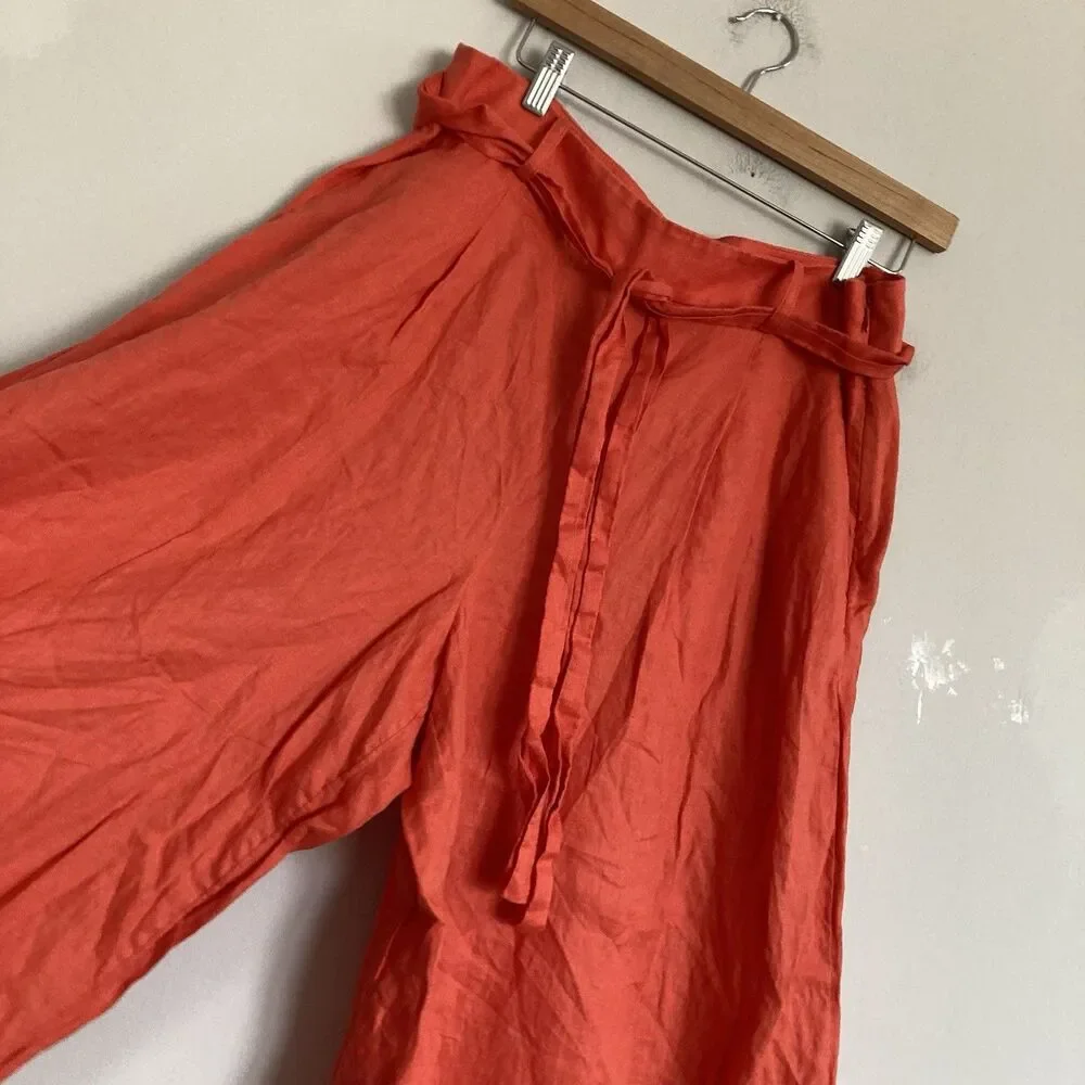 Banana Republic beautiful wide