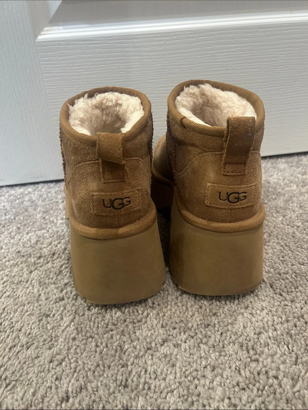 UGG classic ankle