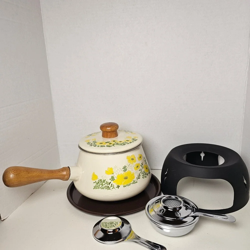 Unbranded vintage enamel