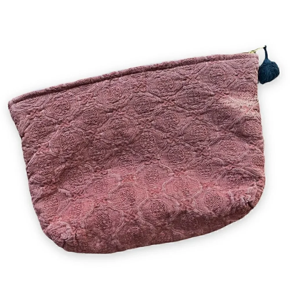 Madam Stoltz Quilted Textured Linen and Cotton Toiletry Bag NWOT