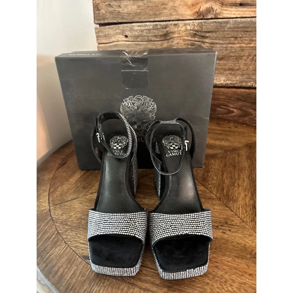 Vince Camuto vince camuto