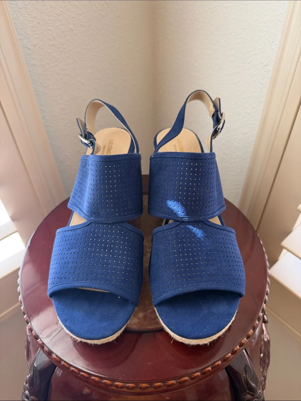 Liz Claiborne liz claiborne