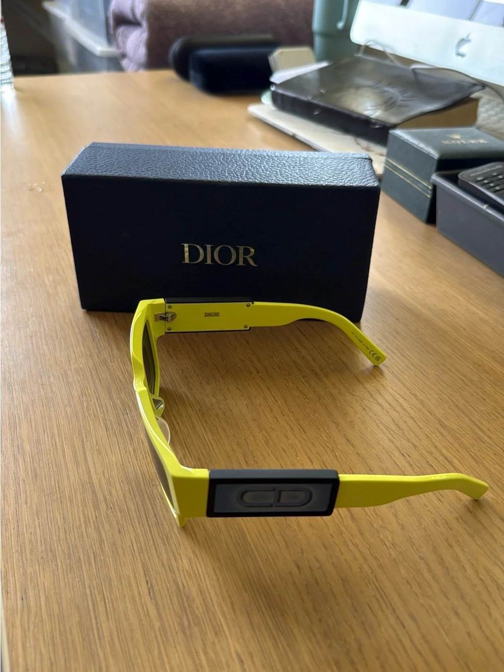 Dior distinctive rectangular