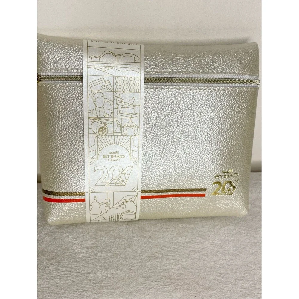 Etihad 20th Anniversary Amenity Kit Toiletry Bag ESPA Business Class Gold Ivory