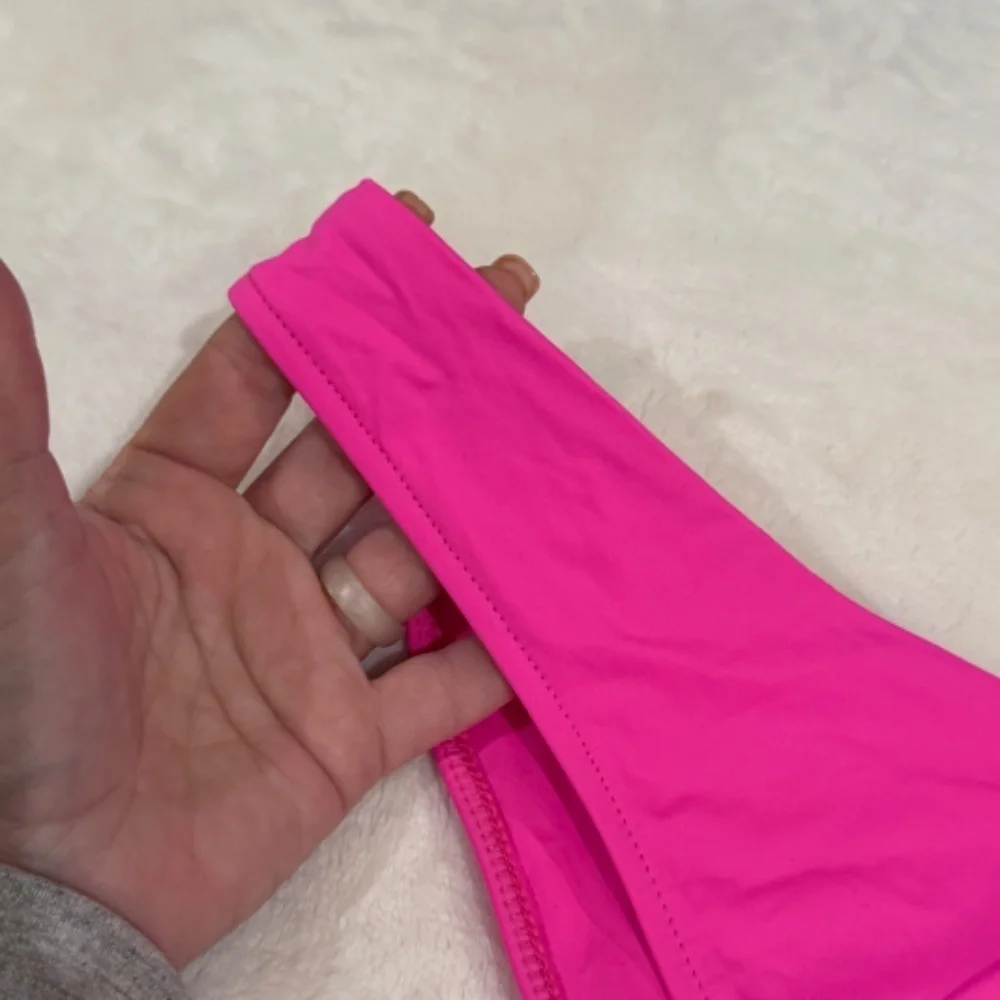Frankies Bikinis new without
