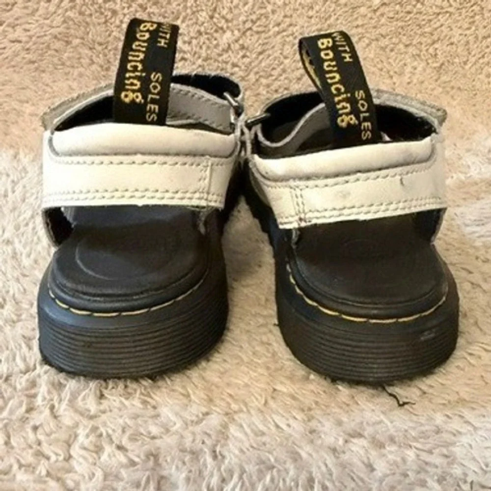 Dr. Martens Klaire J White Hydro Leather Strappy Sandals Kids US 4M 5L EU 36