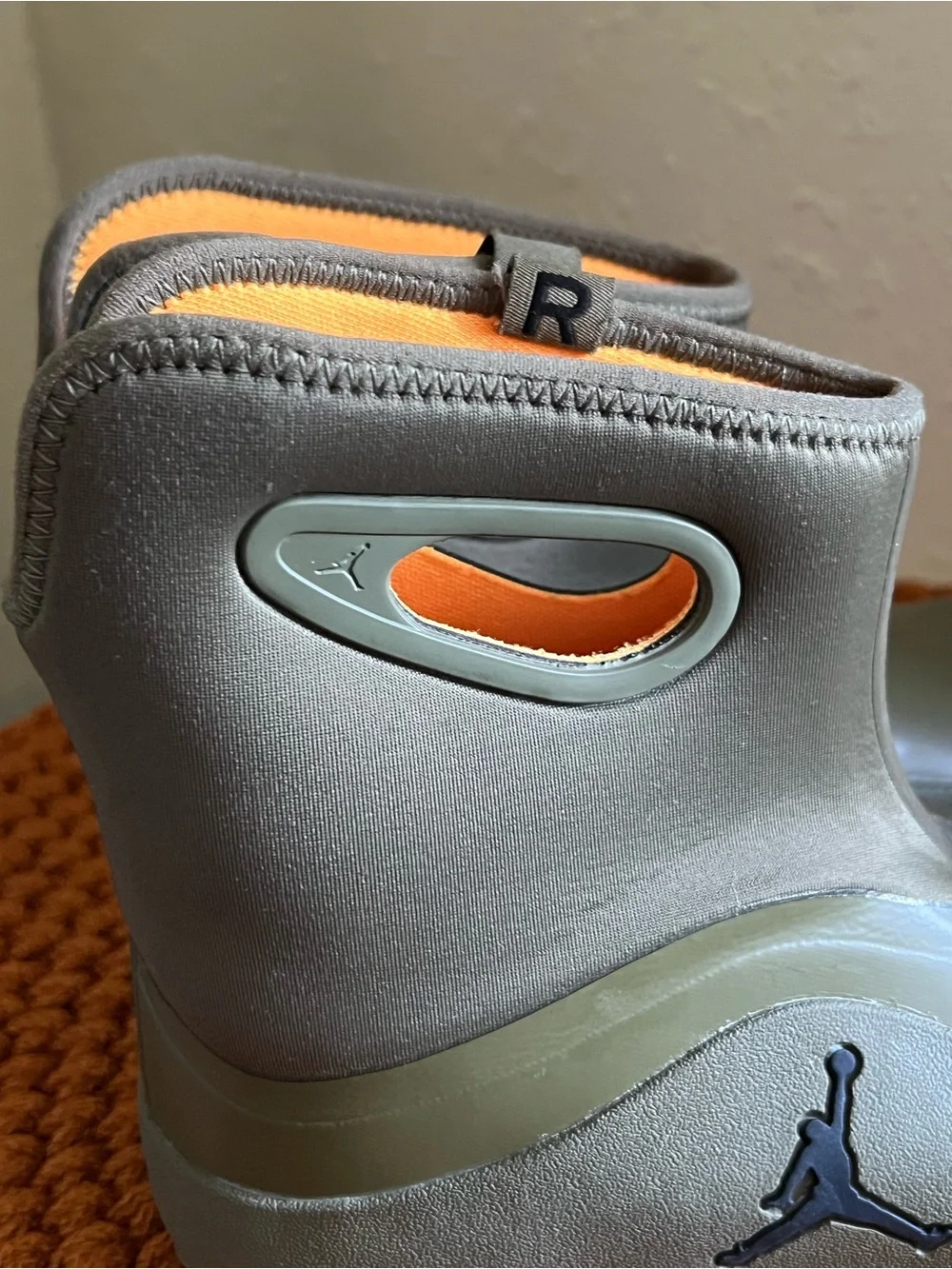 Jordan Lil Drip boots Medium Olive / Laser Orange / Black. Little kids 13 Pre-L