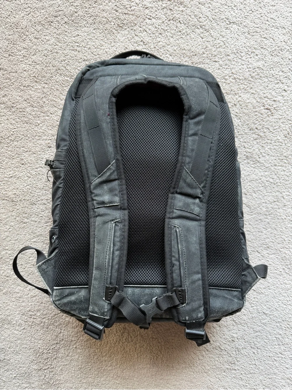 Quiksilver good used