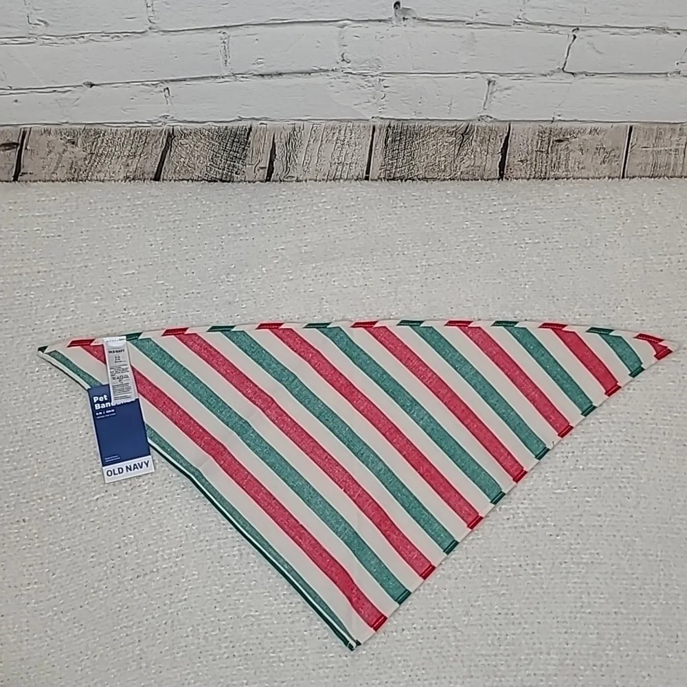 Old Navy Holiday Red/Green Stripe Patterned Flannel Bandana Pets (Cat/Dog) NWT