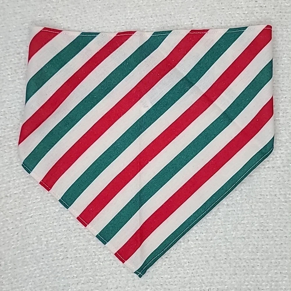 Old Navy Holiday Red/Green Stripe Patterned Flannel Bandana Pets (Cat/Dog) NWT