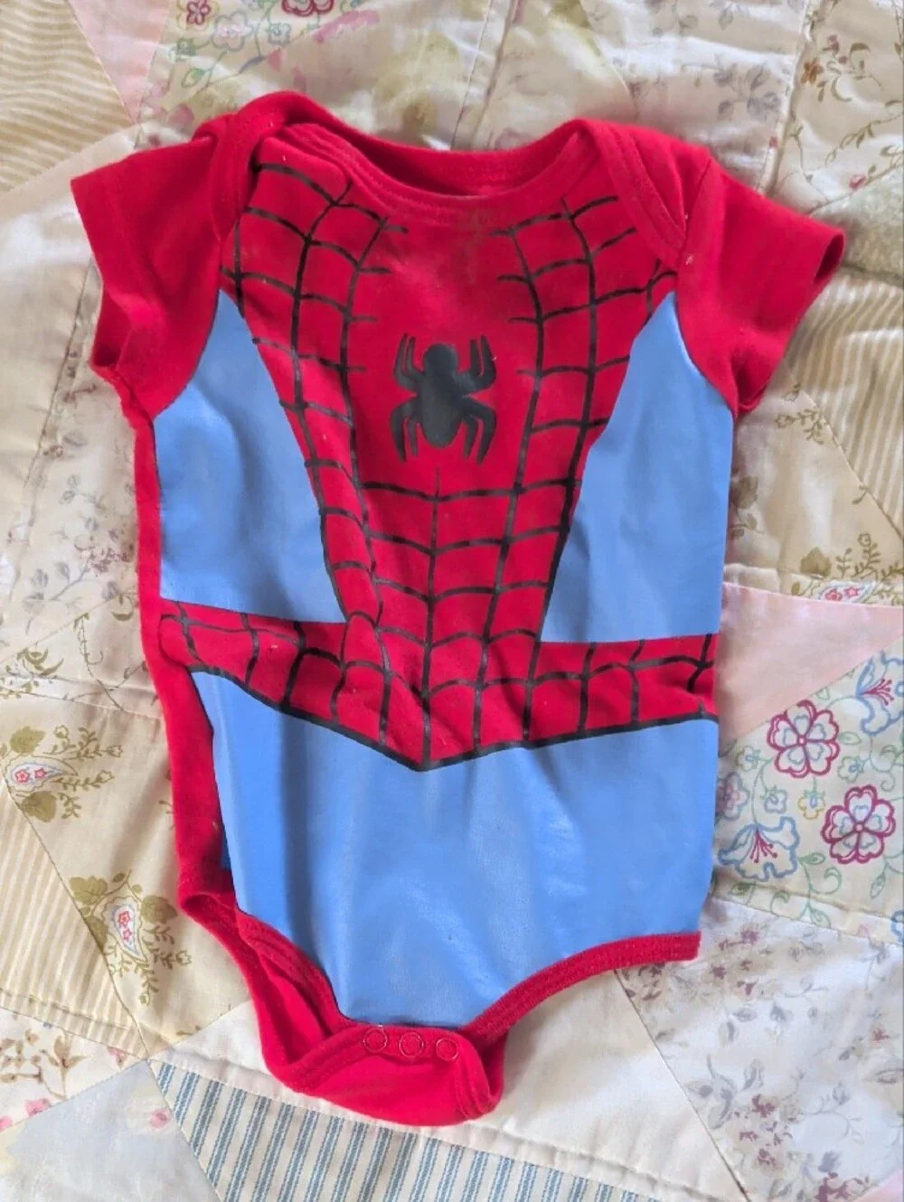 marvel/ Disney red disney