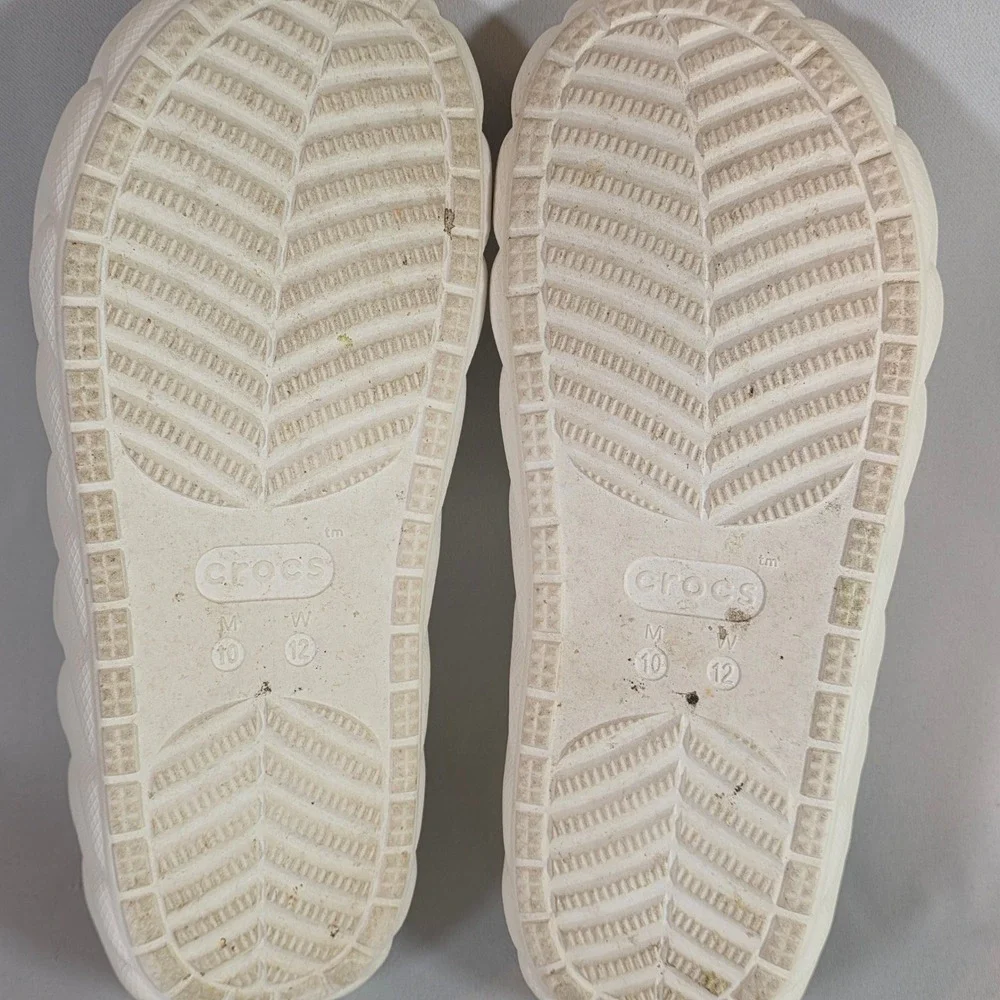 CROCS cozzzy overpuff