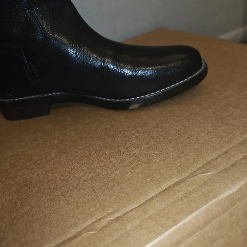 Franco Sarto Women's Meyer Knee High Wide Calf Flat Boot Size 7.5