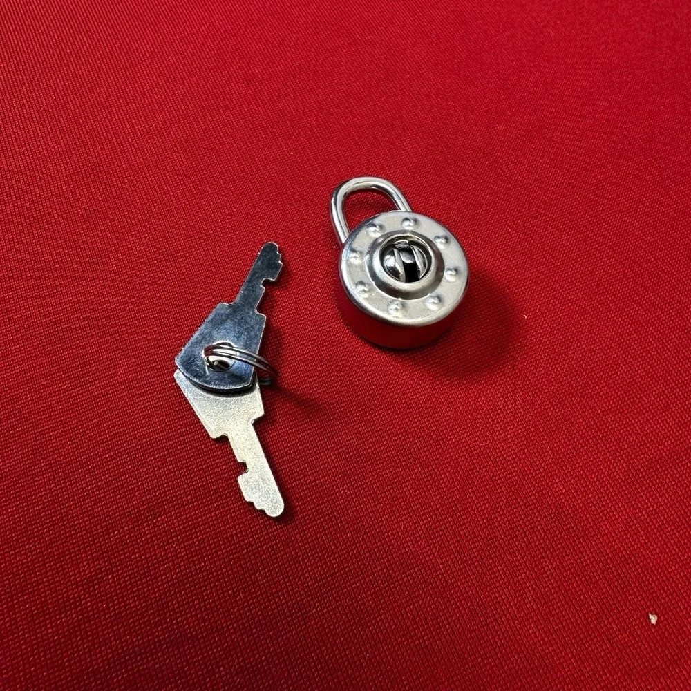 Nostalgic Key and Lock‎ Set Silver Tone