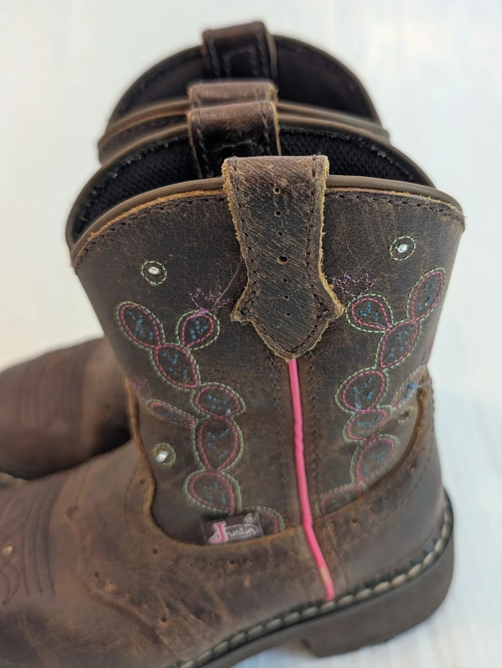 Justin Boots durable brown