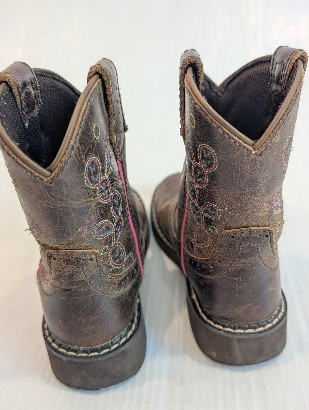 Justin Boots durable brown