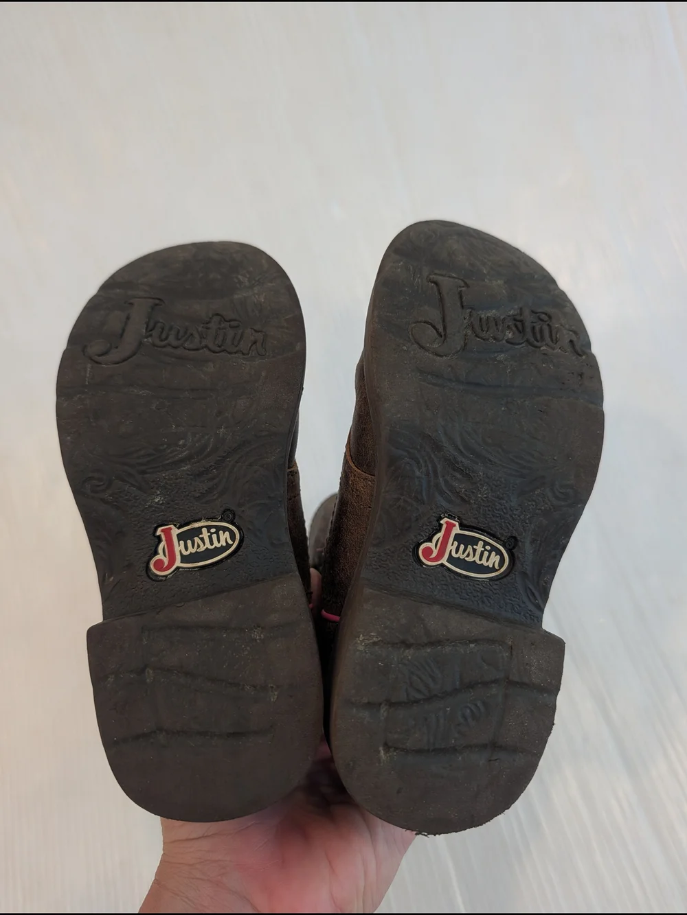 Justin Boots durable brown