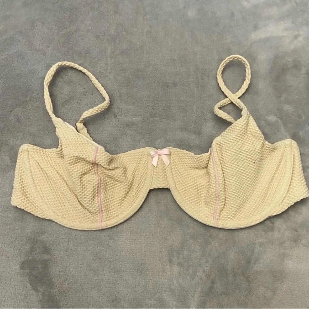 Frankies Bikinis new without