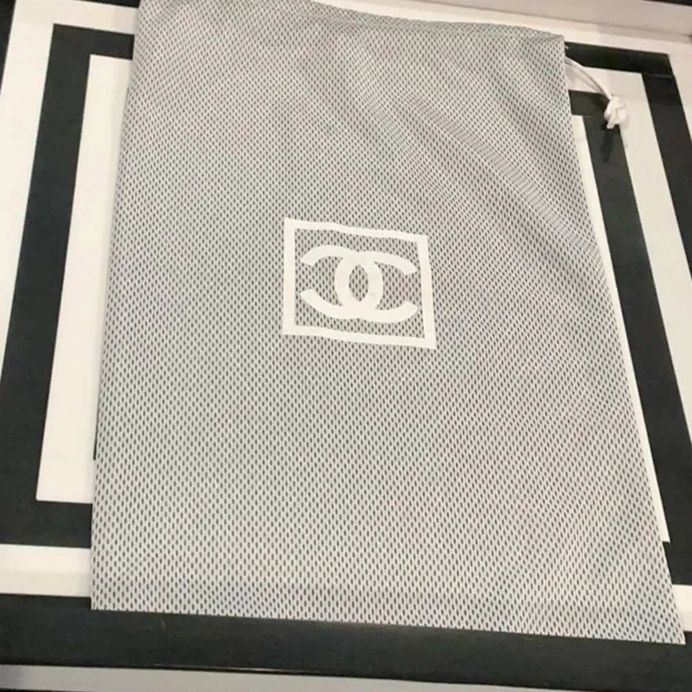 CHANEL rare authentic