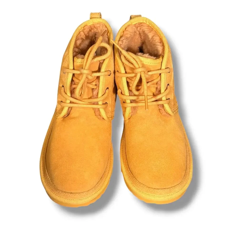 UGG excellent pre