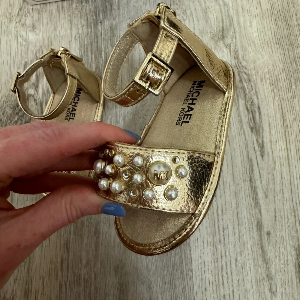 Michael Kors baby pennie size 3 infant gold and pearl sandals