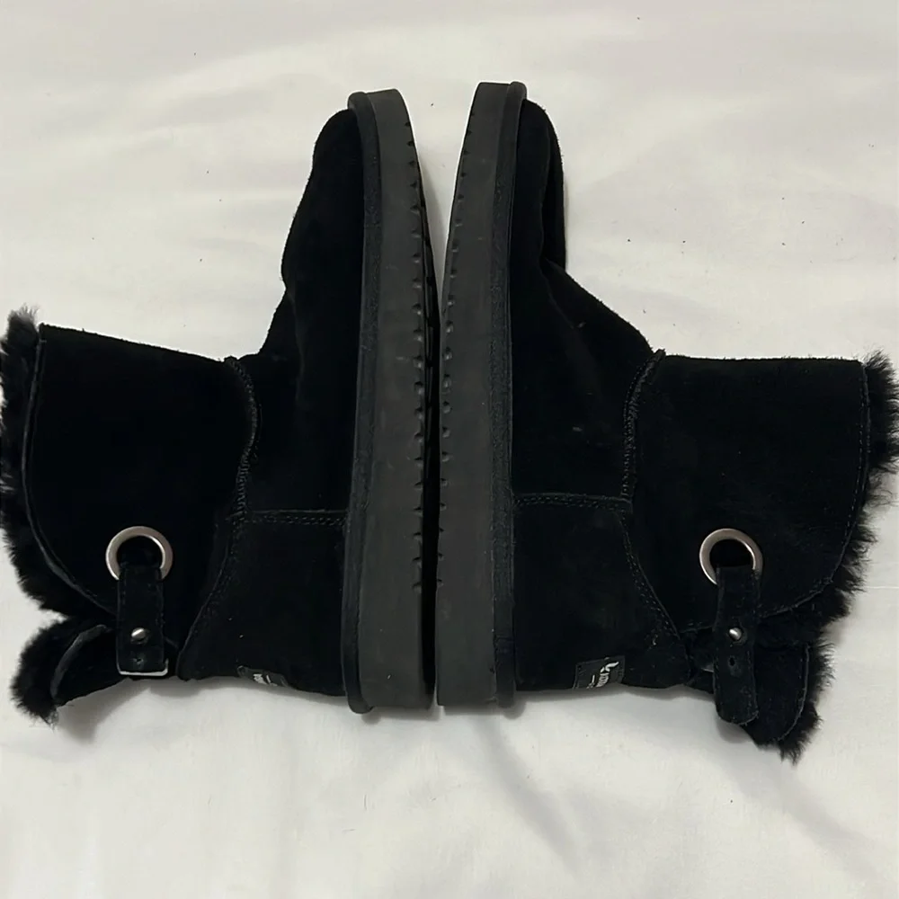Koolaburra by Ugg Remley Mini Black Suede Boots