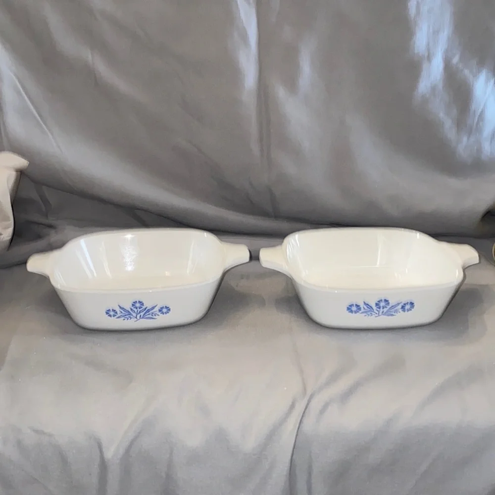 Vintage Corning ware 1 3/4 cup set of 2 petite pan