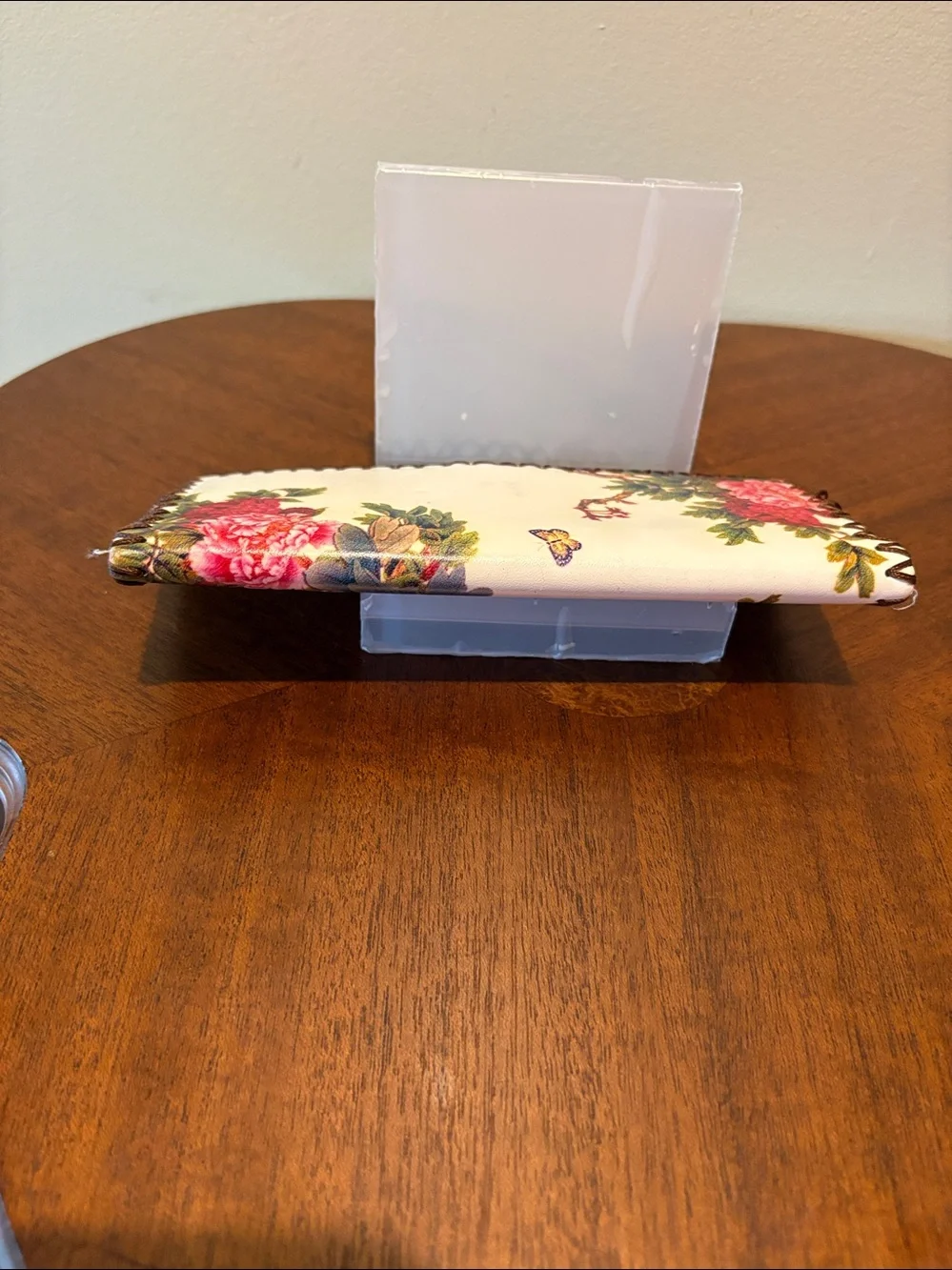 Source Unknown wallet long