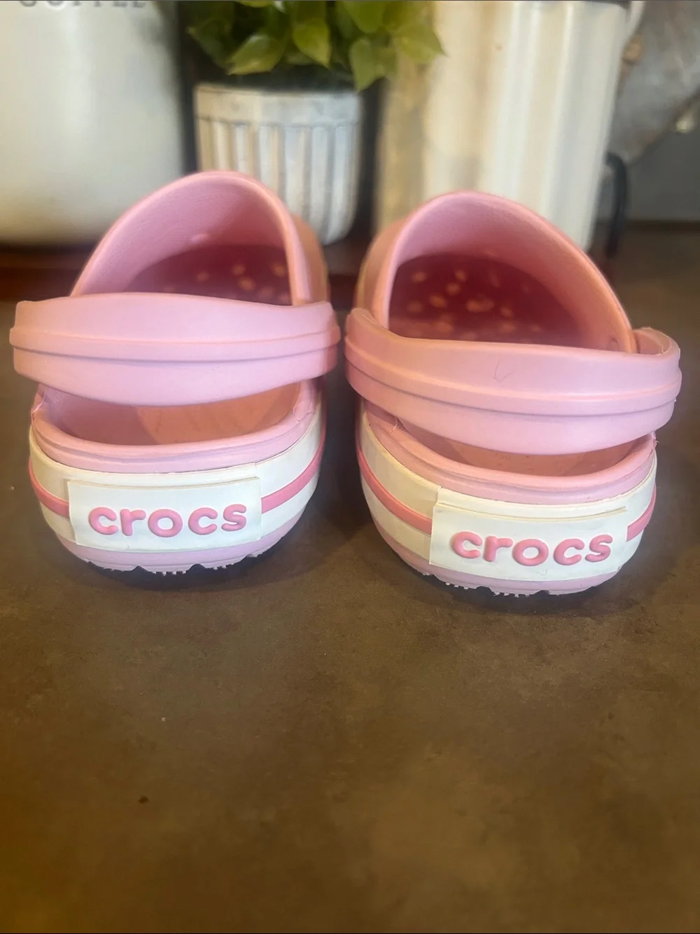 CROCS new twice like