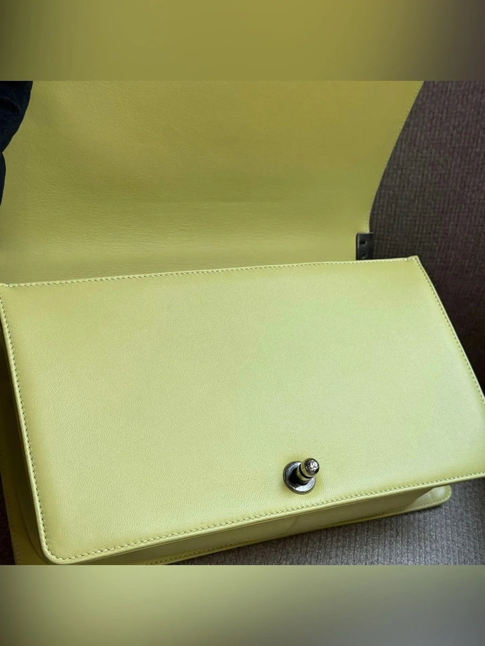CHANEL classic shoulder