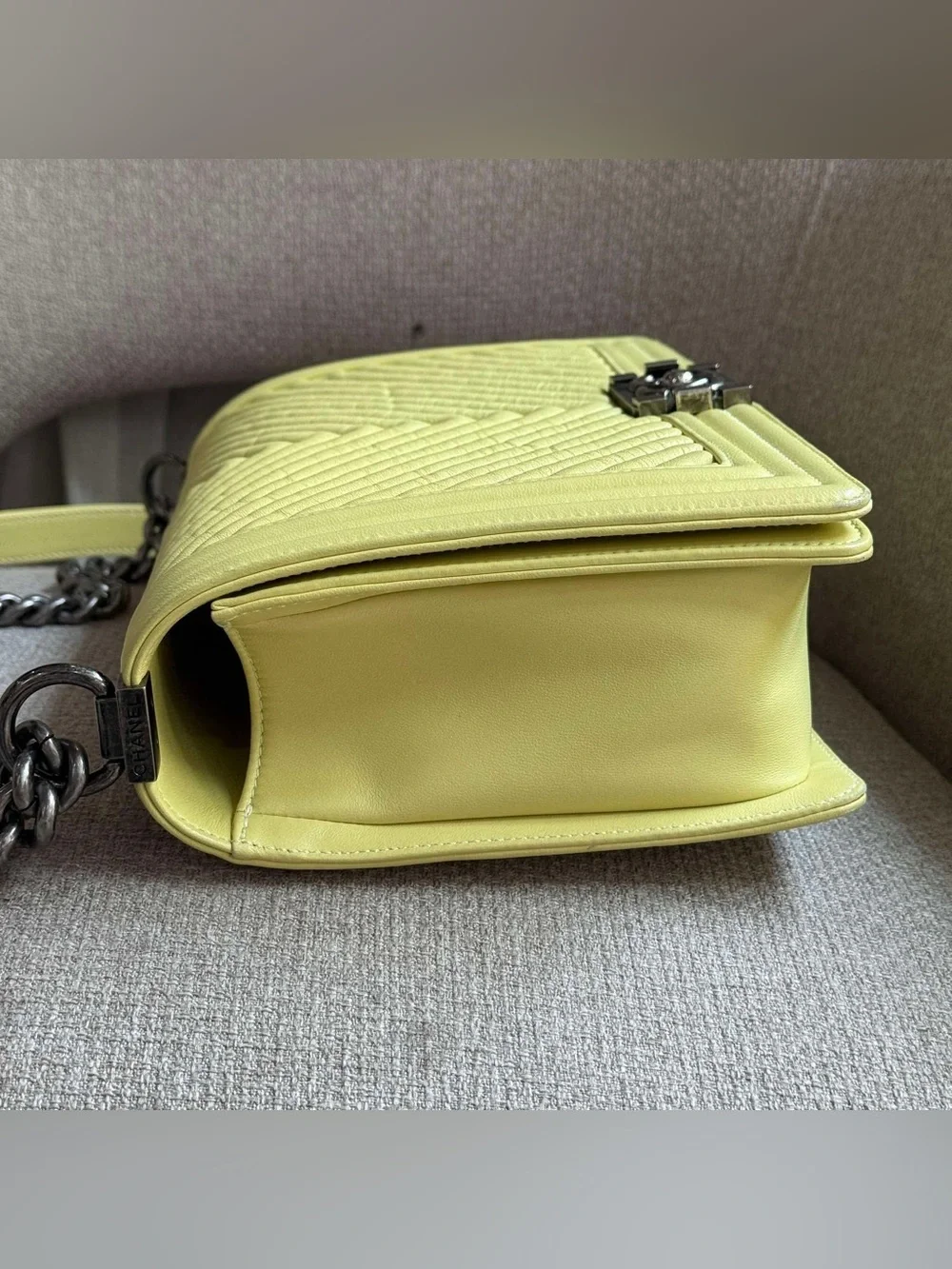 CHANEL classic shoulder