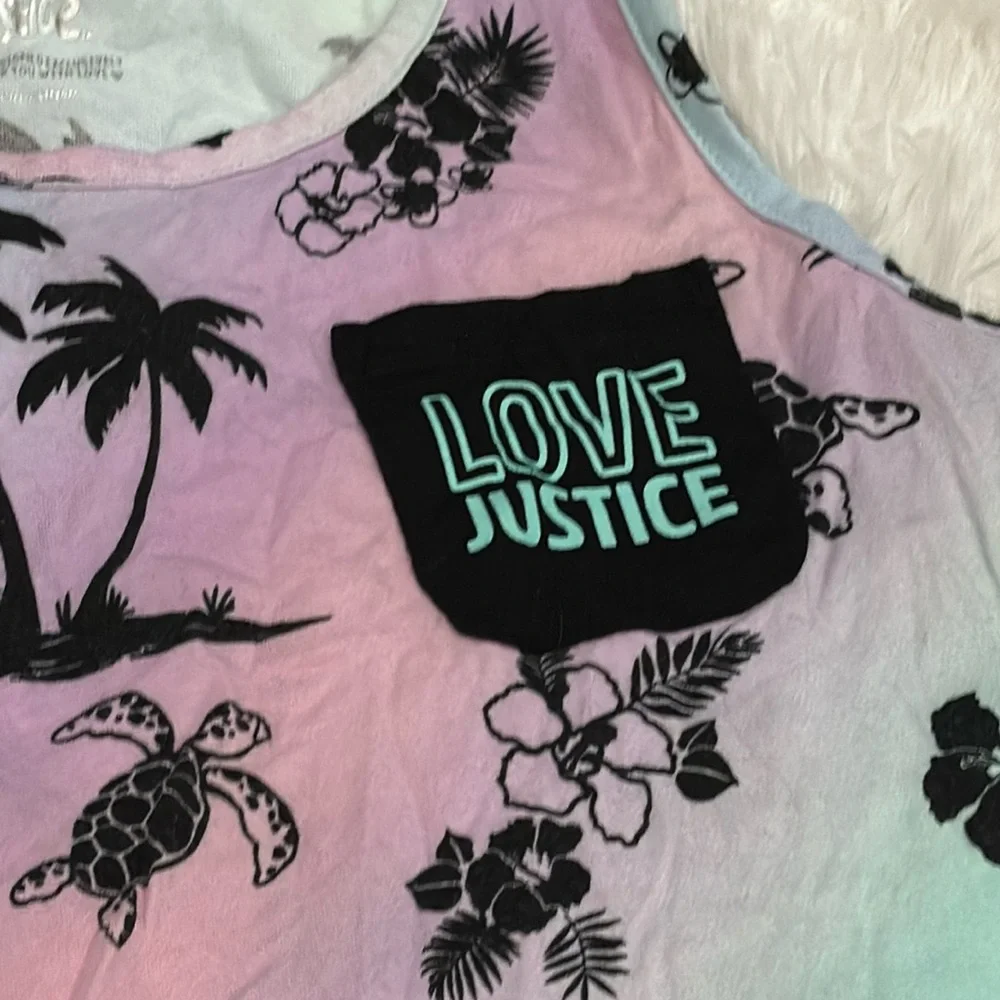 Justice excellent pre