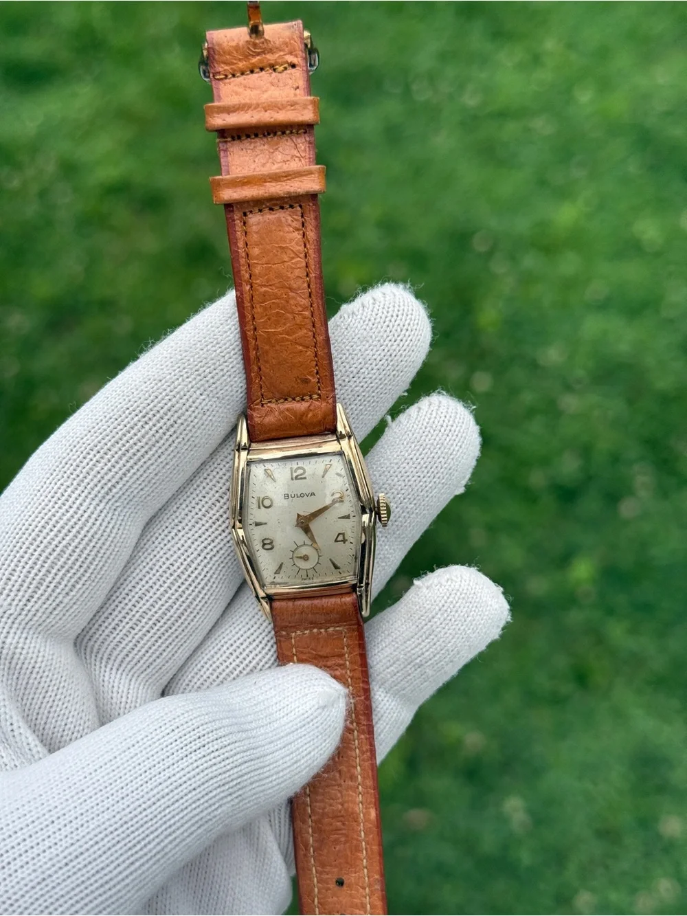 Bulova wristwatch gold