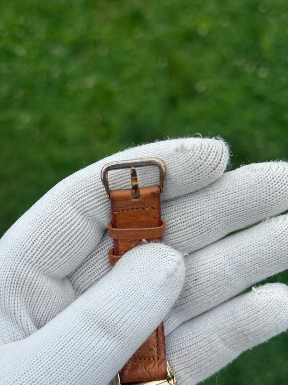 Bulova wristwatch gold